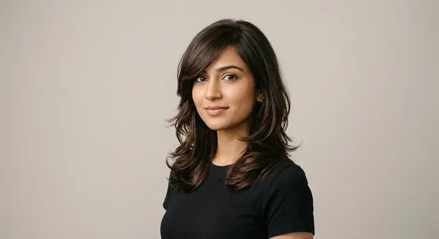 Side-swept bangs haircut for a heart face