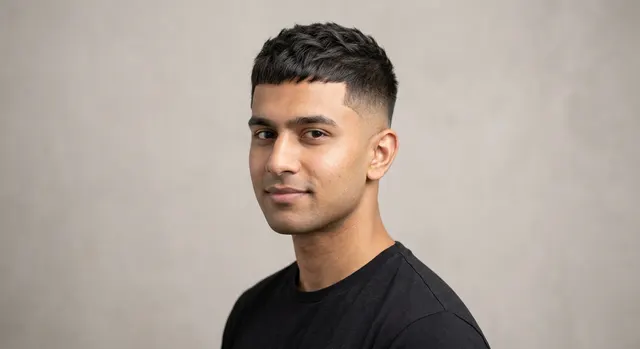Textured crop haircut for a heart face